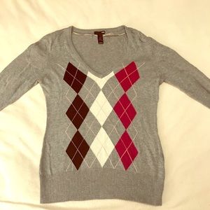 H&M V-Neck Argyle Sweater with 3/4 Sleeve